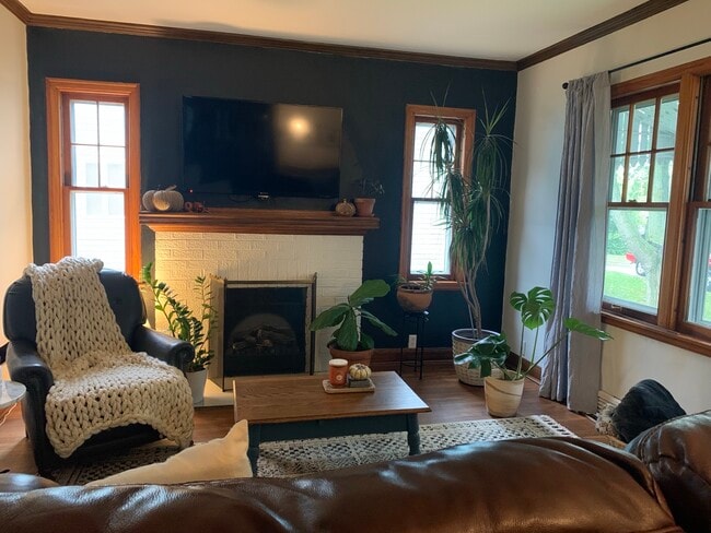 Foto del edificio - 1412 Rainbow Dr