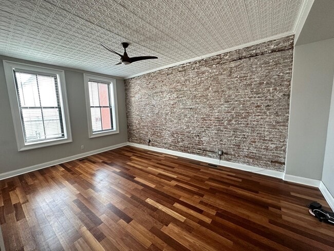 Foto del edificio - 104 Maple St