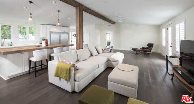Foto principal - 29500 Heathercliff Rd