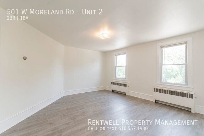 Foto del edificio - 2BR 1BA Duplex Apartment Willow Grove, PA ...