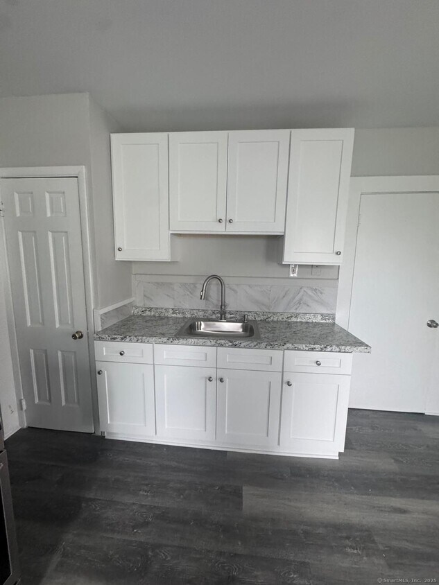 Foto principal - 53-57-57 Palisade Ave