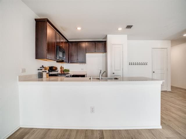 Building Photo - 1505 Helmoken Falls Dr