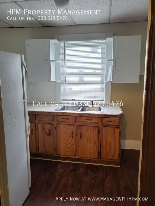Foto del edificio - 1714 Clark Ave SW Canton