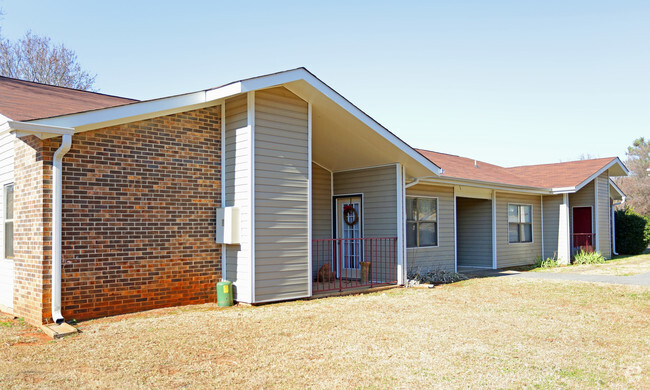 Foto del edificio - Spencer Trace Apartments