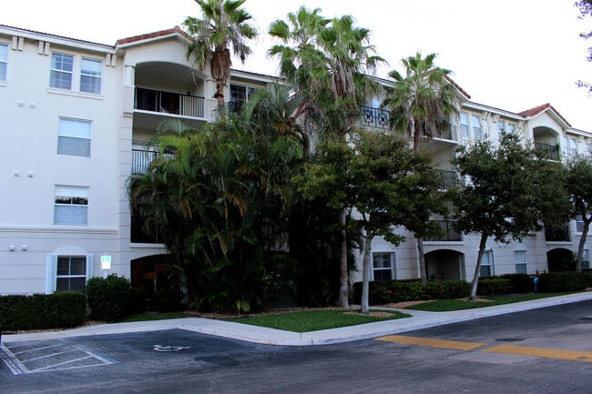 Building Photo - 2114 Tuscany Way