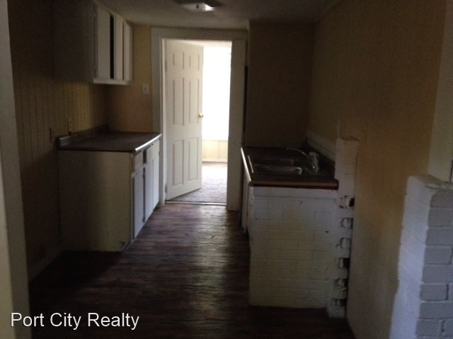 Building Photo - 3 br, 1 bath House - 2751 Randolph