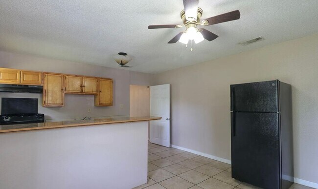Foto del edificio - 5012 Merdian Street Unit A