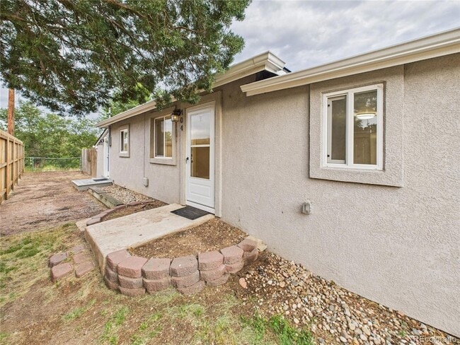 Photo - 404 S Race St House