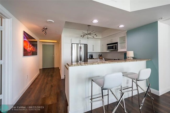 Foto del edificio - 401 SW 4th Ave