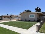 Foto principal - 1046 W 187th Pl