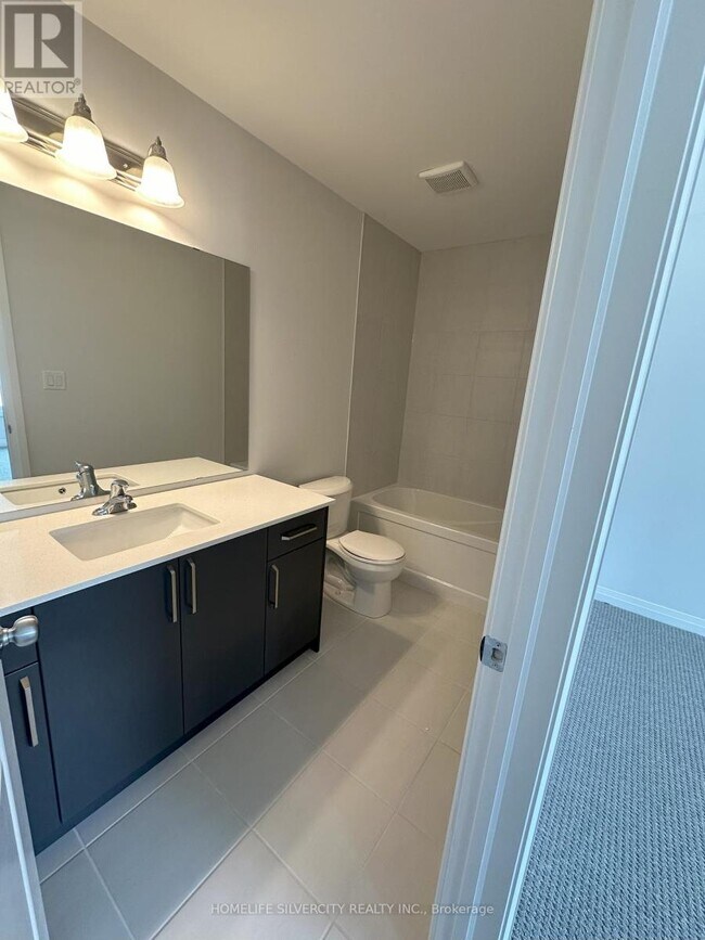 Building Photo - 155 Equestrian Way