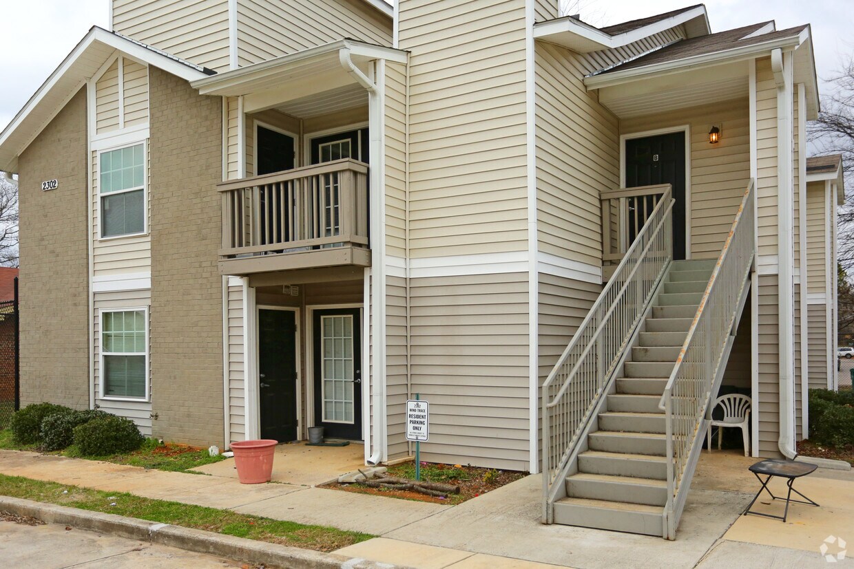 Primary Photo - Windtrace Apartments
