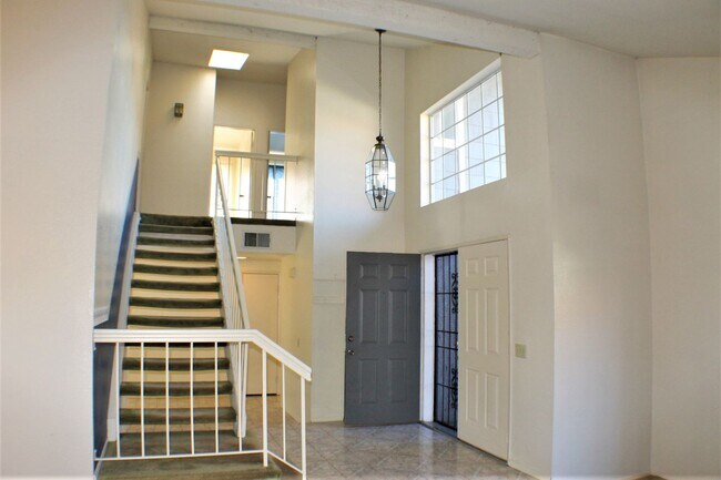 Foto del edificio - 25740 Rosebay Ct