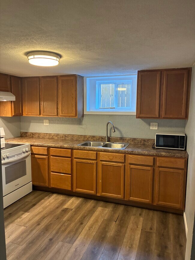 Foto del edificio - 501 W Columbia Ter