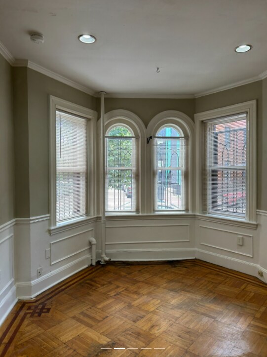 Building Photo - 85 Saint Botolph St