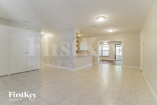 Building Photo - 5210 Holden Rd