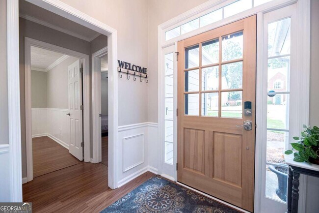 Building Photo - 3036 Langley Close NW