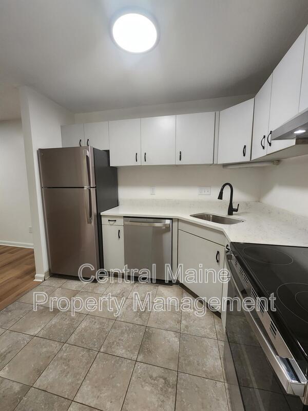 Building Photo - 37 Northern Avenue Heights