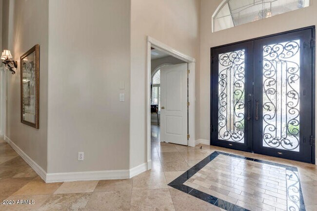 Building Photo - 1319 E Treasure Cove Dr