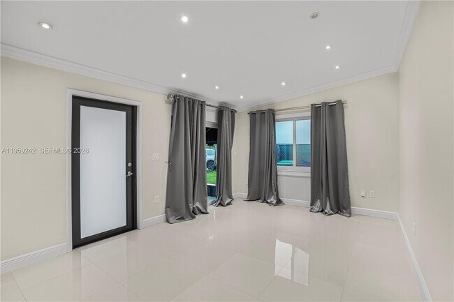 Building Photo - 13817 SW 24th St