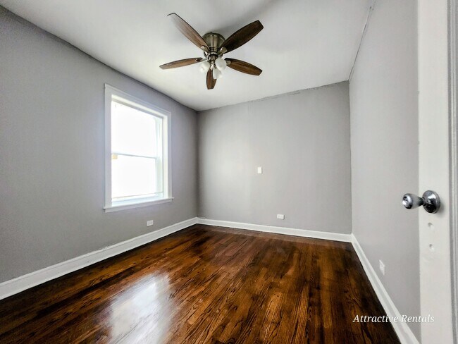 Foto del edificio - 7935 S Vernon Ave
