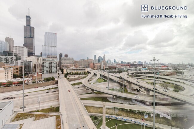 Foto del edificio - 808 W Van Buren St