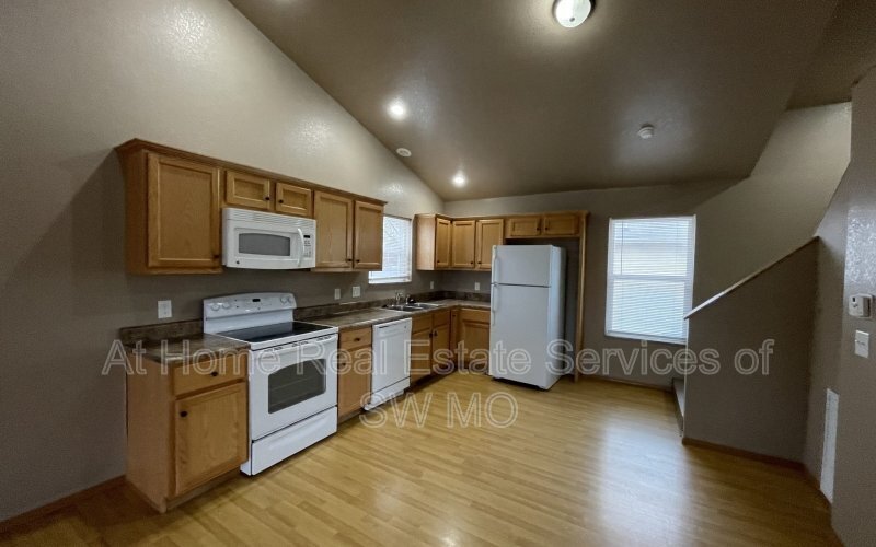 633 Meadowview Dr Unit 1, Nixa, MO 65714 Condo for Rent in Nixa, MO