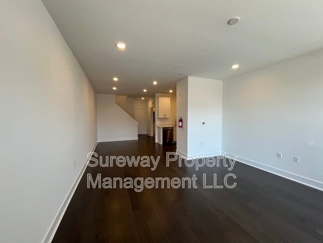 Building Photo - 257 Aaron Truehart Way