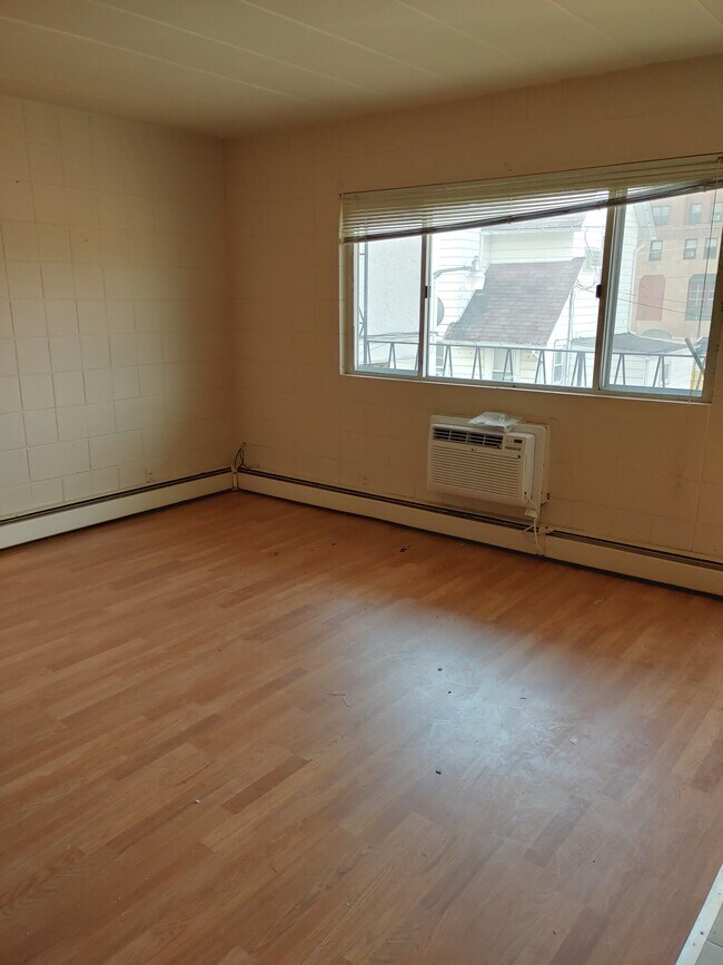 Foto del edificio - 220 N 4th St