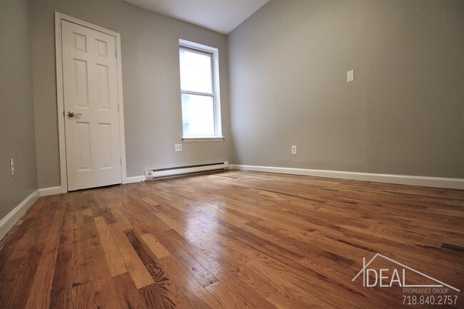 Foto del edificio - 1254 Lincoln Pl