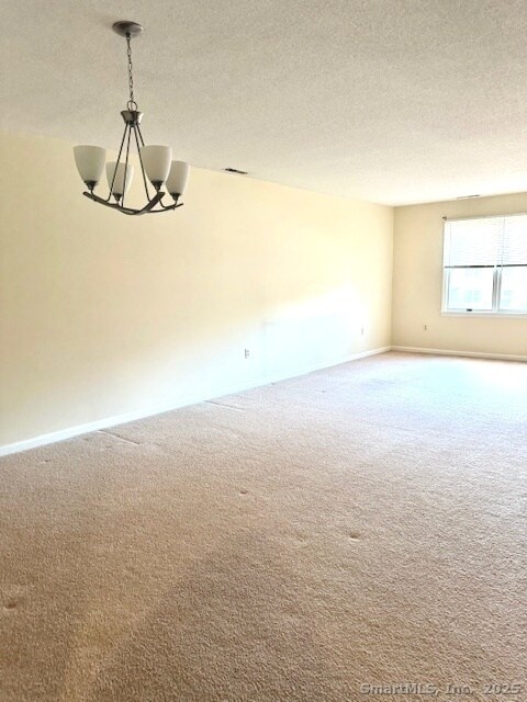 Foto del edificio - 25 Old Turnpike Rd