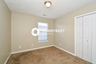 Building Photo - 11105 Meadow Chase Ct