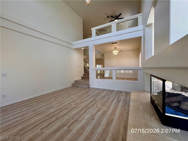 Building Photo - 10921 Calcedonian St