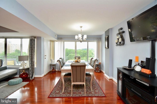 Foto del edificio - 5340 Holmes Run Pkwy