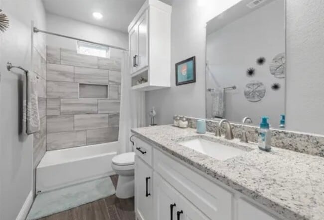 Building Photo - 1418 Cheyenne Trl