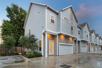 Building Photo - 849 Mansfield St