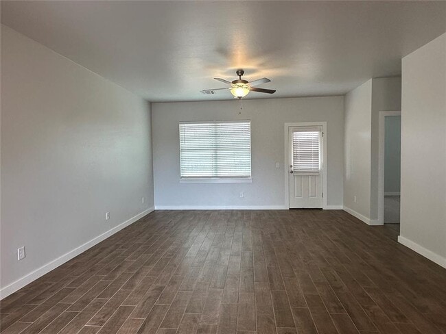 Building Photo - 18040 Lantana Lp