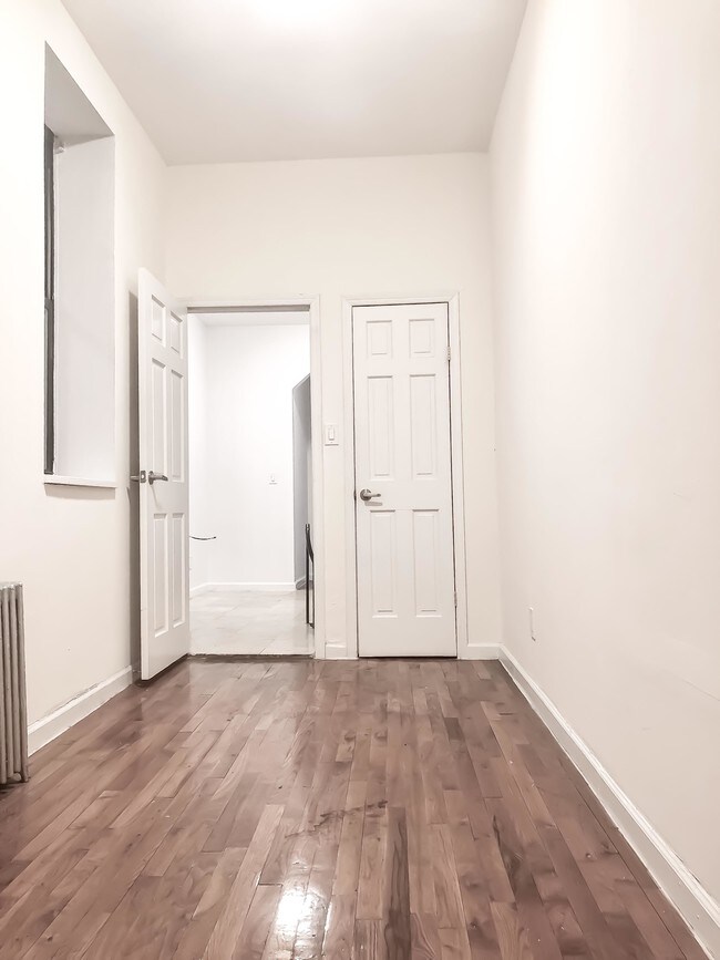 Foto del edificio - 3 bedroom in New York NY 10003