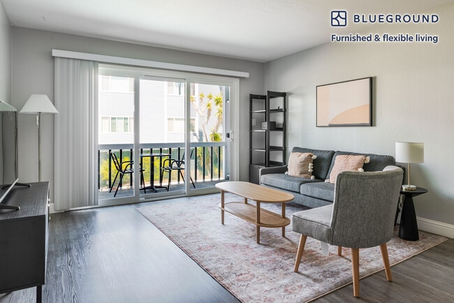 Building Photo - 2019 Shore Line Dr