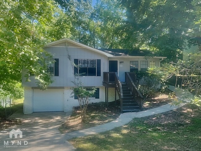 Building Photo - 5845 Cheryl Dr