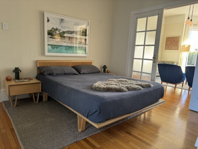 Foto del edificio - Boutique Condo Living at 532 Noe Street: A...