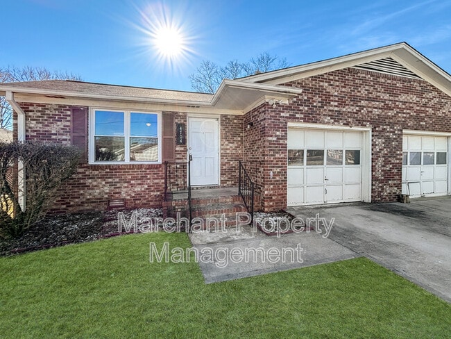 Photo - 4704 Old Spartanburg Rd Apartment