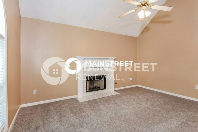 Building Photo - 4 Bedroom Pet-Friendly Home in Austell, GA...