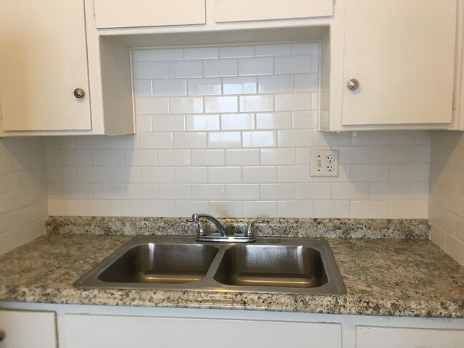 Foto del edificio - 4432 Maple St