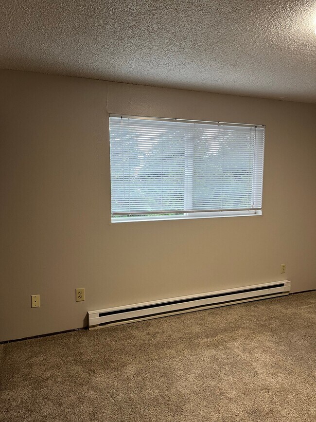 Foto del edificio - 328 91st Ave NE