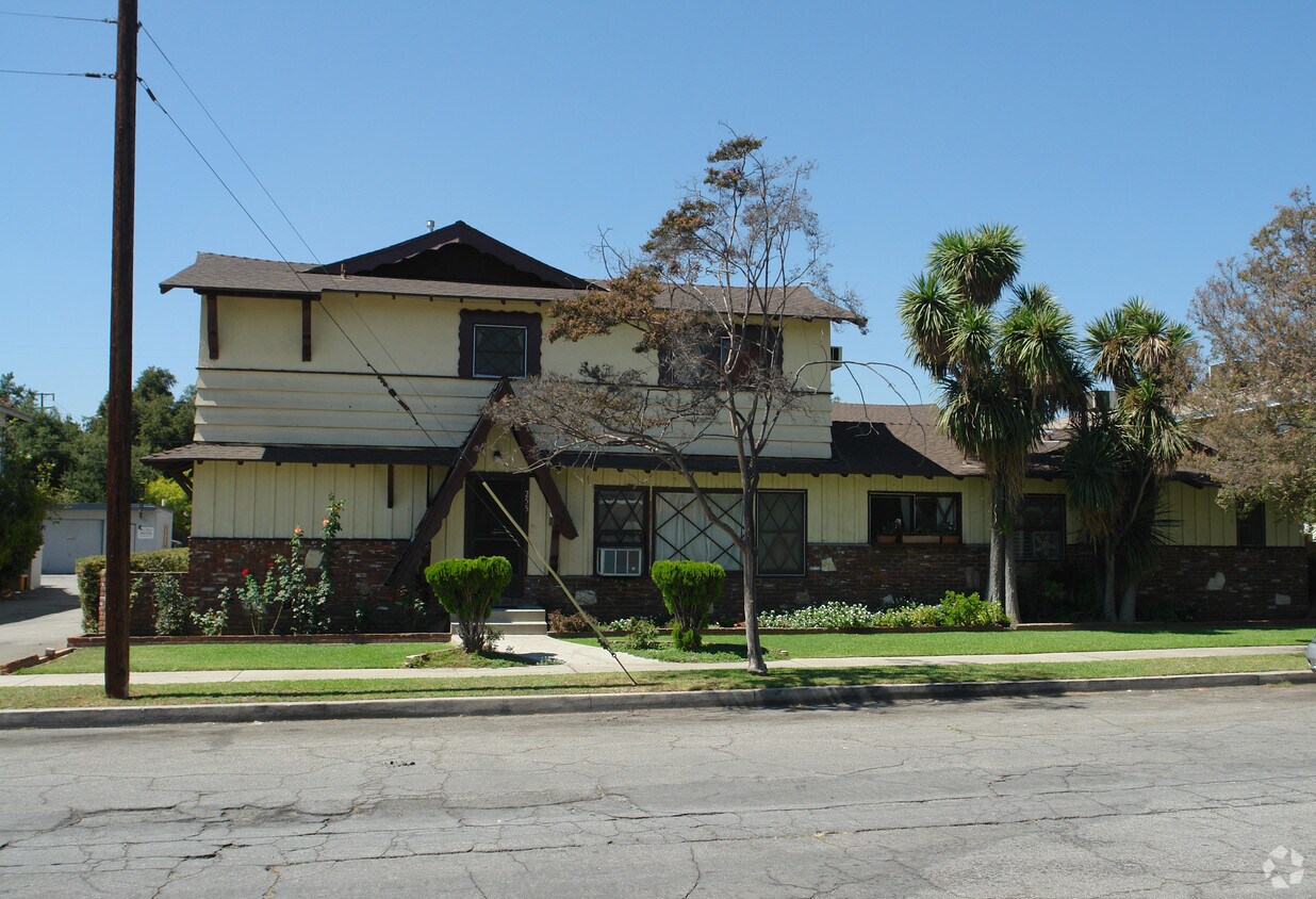 Foto del edificio - 233 S Pine St