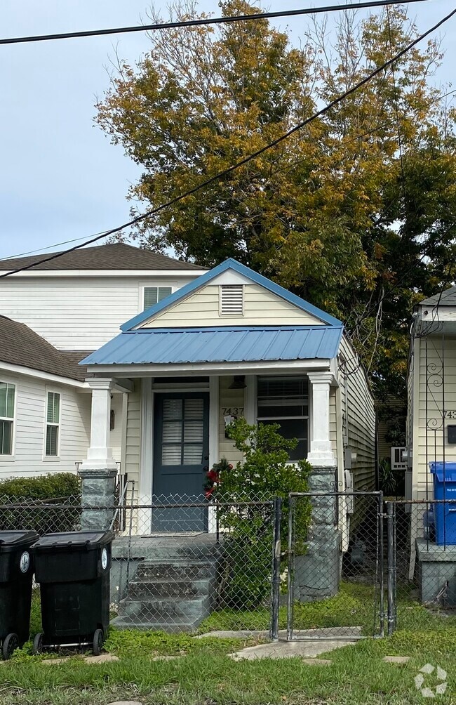 Building Photo - 7437 Garfield St