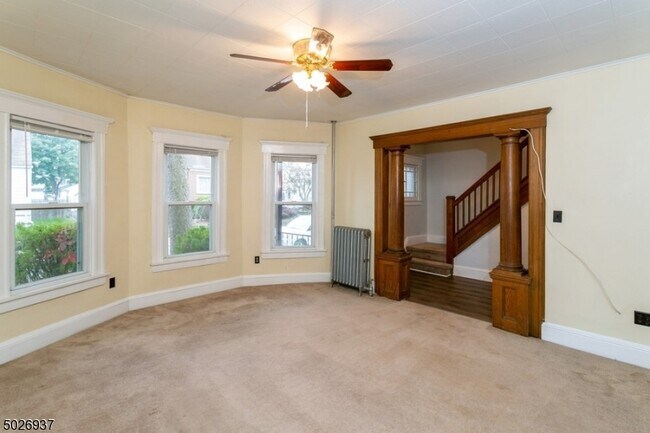 Foto del edificio - 30 Bergen Blvd