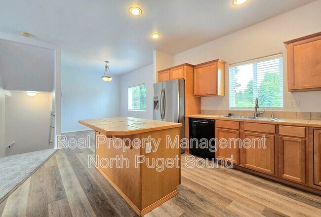 Foto del edificio - 1256 Ash Ave
