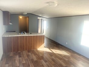 Building Photo - 45 Celia Dr